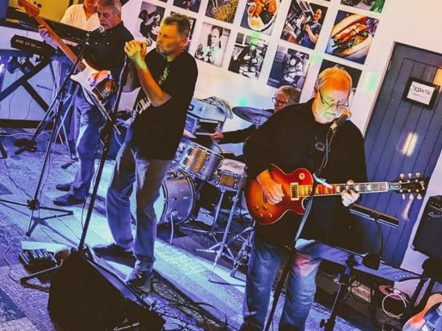 IT’S CHRISTMAS ONCE AGAIN